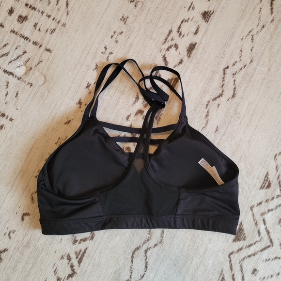 Victoria's Secret Caged Black Sports Bra Size M - Picture 3 of 8